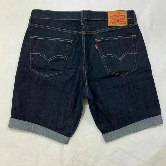 Levi’s women’s bermuda blue cropped  denim western casual Gorpcore summer shorts - Picture 1 of 9